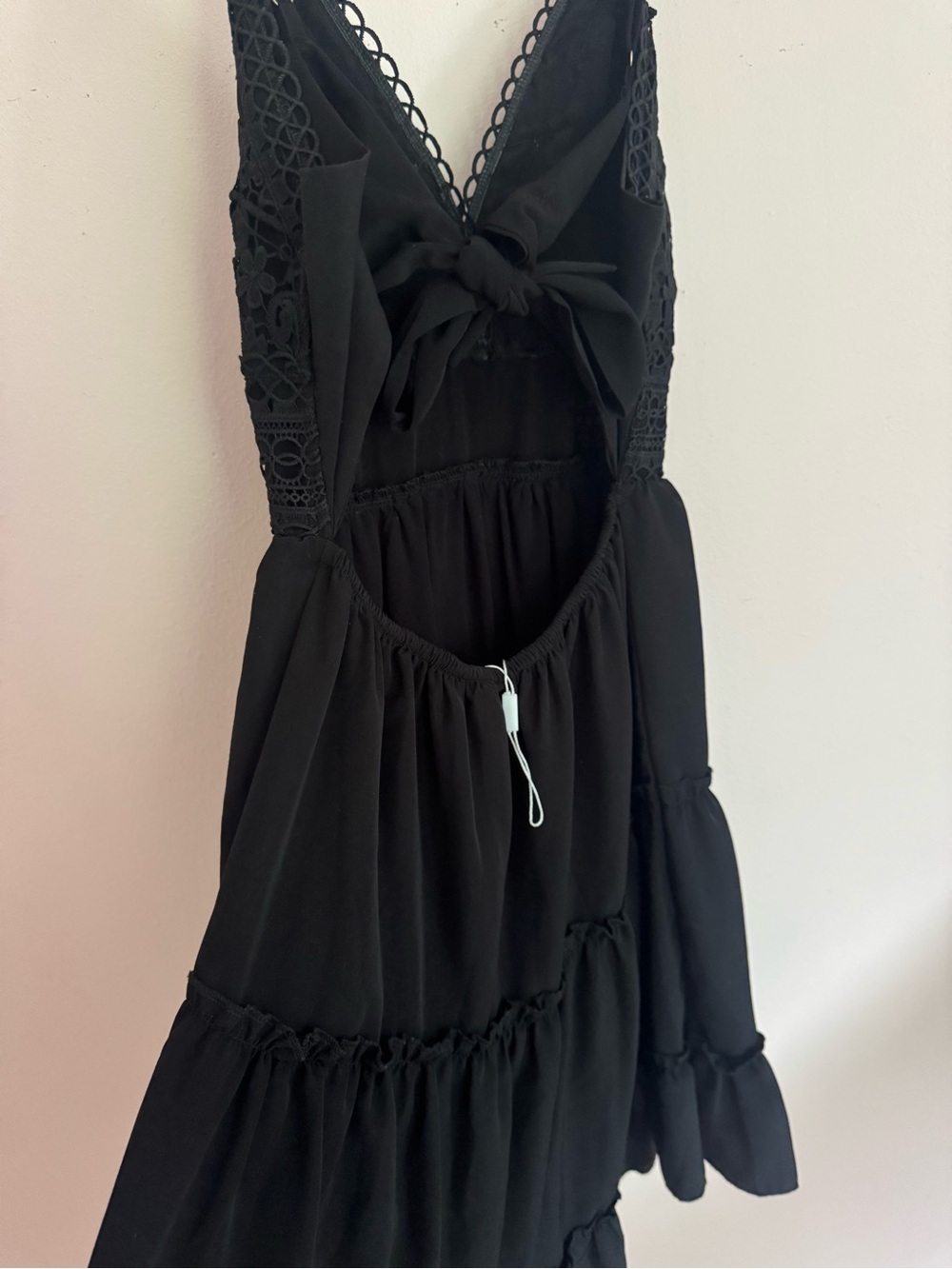 Women’s Black Tie-Back Lace Trim Dress
